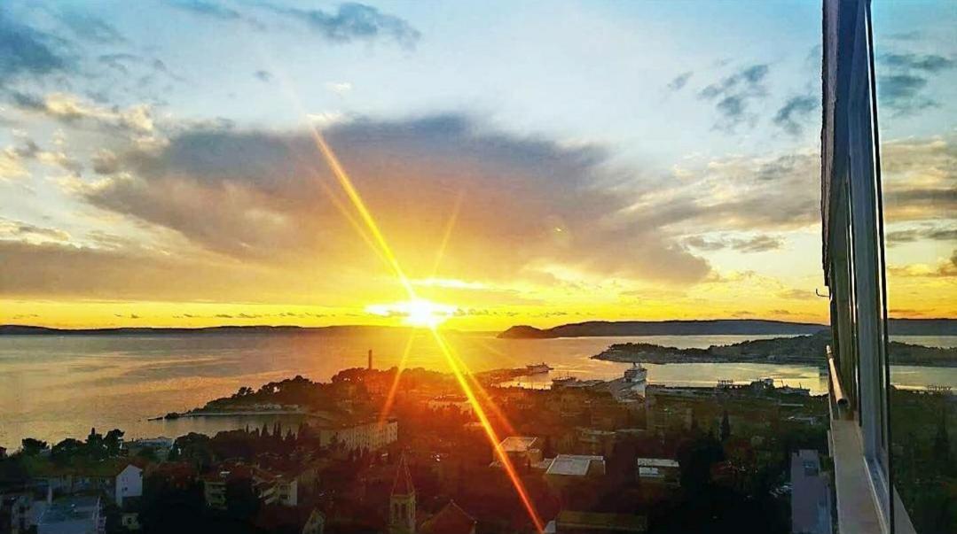 Appartamento Penthouse Horizont Spalato Esterno foto