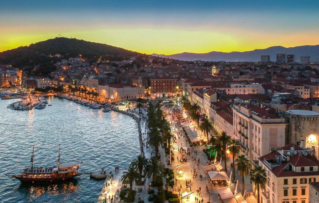 Appartamento Penthouse Horizont Spalato Esterno foto